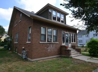 217 Lincoln St APT 2, Joliet, IL 60433