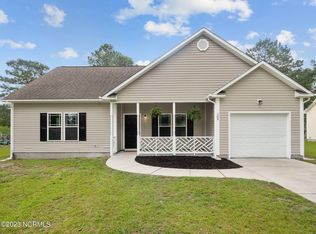 109 Boysenberry Fields Rd, Maple Hill, NC 28454