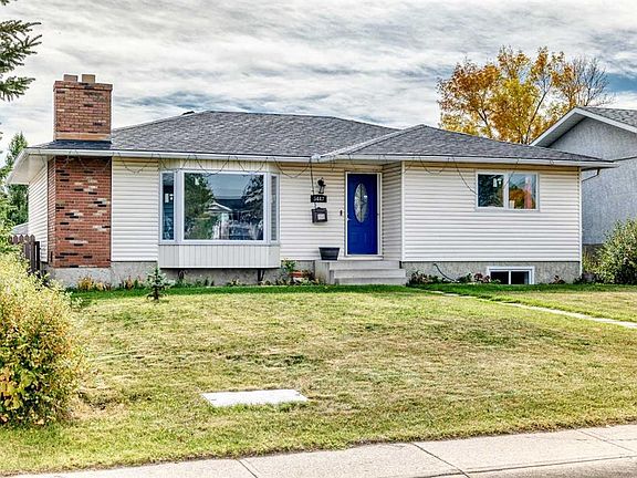 2nd image of 5447 N Rundleview Rd NE
