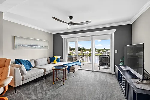300 John F Kennedy Dr Photo 1
