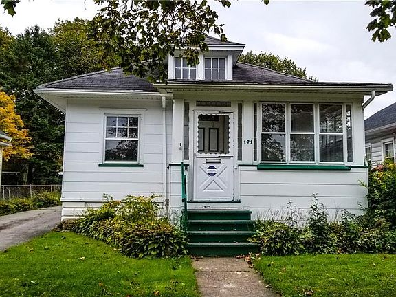 2nd image of 171 Farragut St