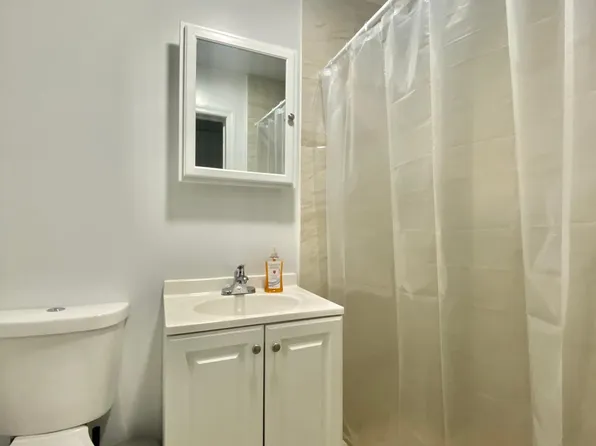 1179 Jefferson Avenue image 13 of 46