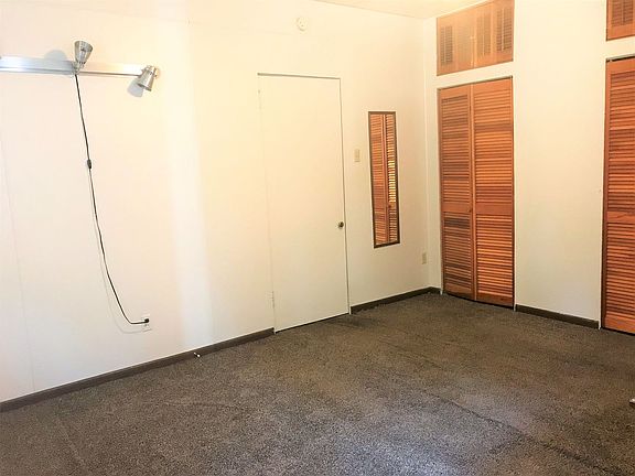 5th image of 363 Stratford Ave APT 1