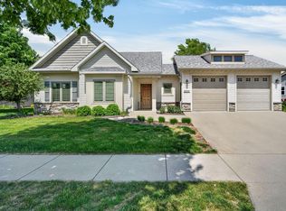 2715 Clayton Dr, Ames, IA 50010