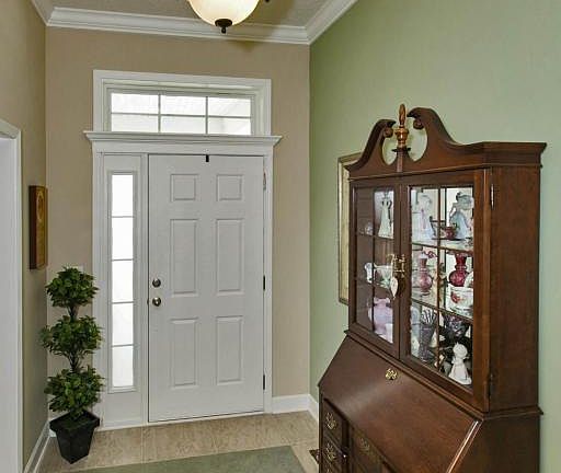 3rd image of 14068 Carson Ct