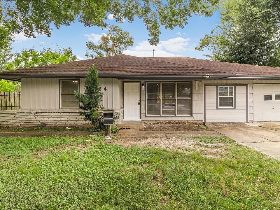 5454 Cherry Creek Dr