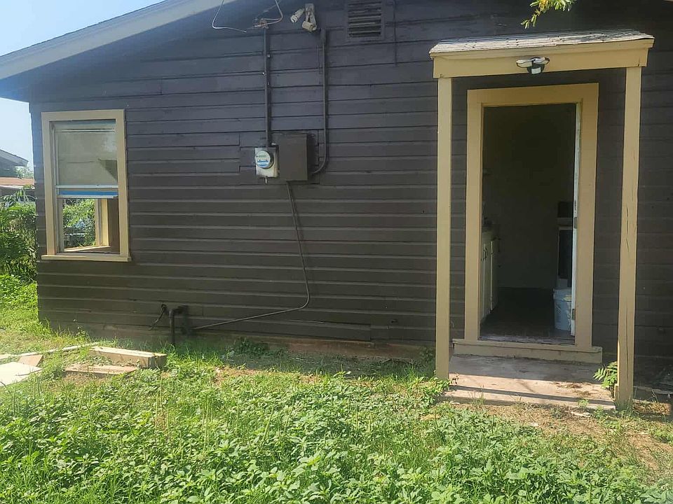 2nd image of 5380 Pueblo Dr
