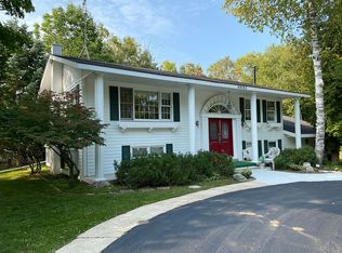 9763 Mercer Rd, Charlevoix, MI 49720