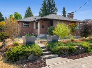 7716 38th Ave SW, Seattle, WA 98126