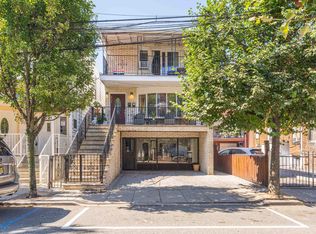 411 46th St, Union City, NJ 07087