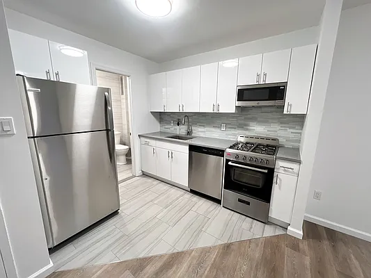 Rented by OvCo Realty | media 12