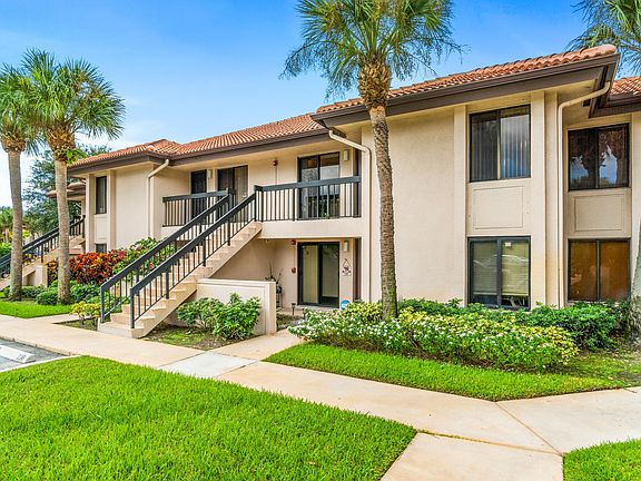 3rd image of 5151 W Club Cir APT 206