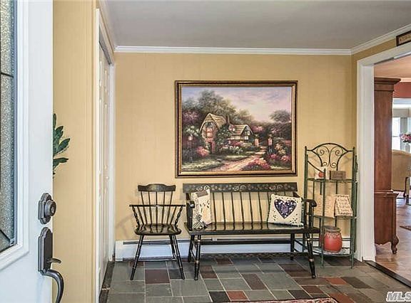 5th image of 159 Choir Ln