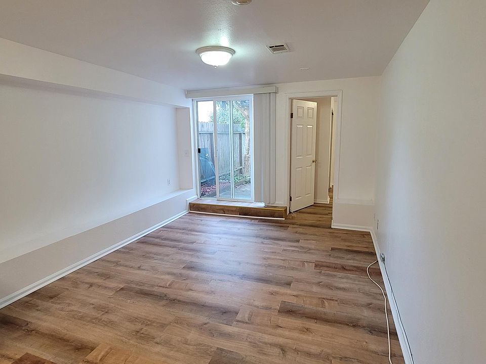 1st image of 15 Gennessee St #A