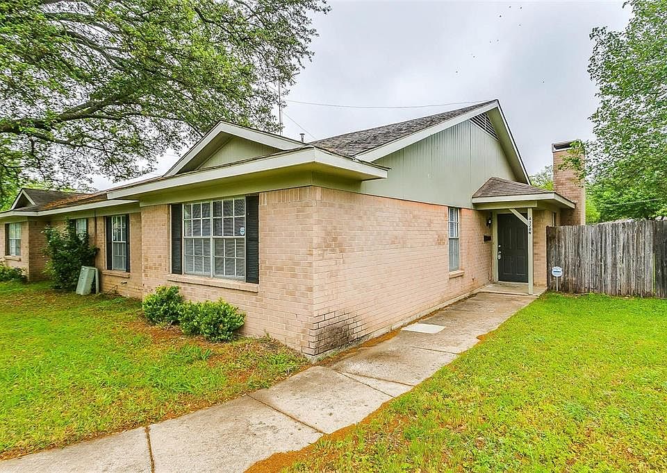 1st image of 4328 Segura Ct N