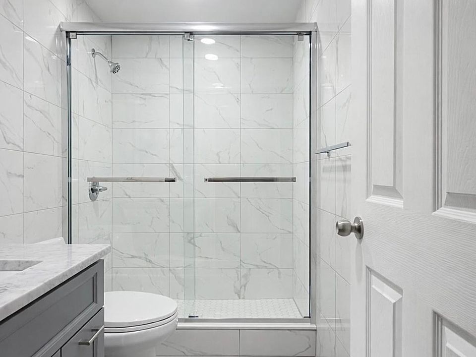 1st image of 3211 Spencer Dr Floor 1