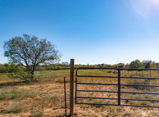 13710 US Highway 87, Adkins, TX 78101