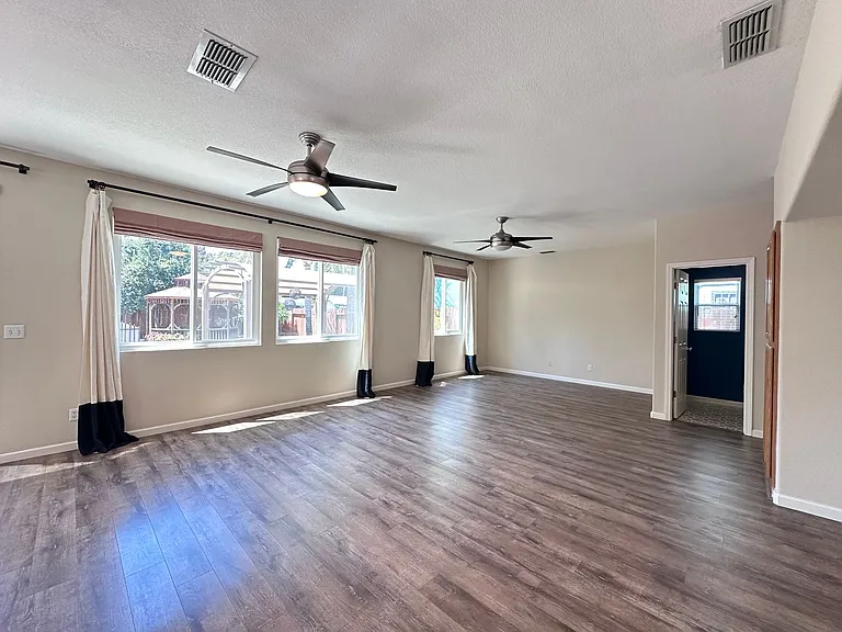3045 Catalina Island Rd — Photo 13
