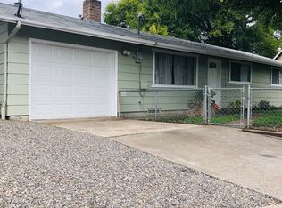 7917 Division Rd, White City, OR 97503