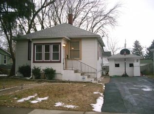 2909 Enoch Ave, Zion, IL 60099