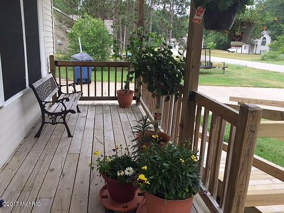 2nd image of 6661 Minard Dr