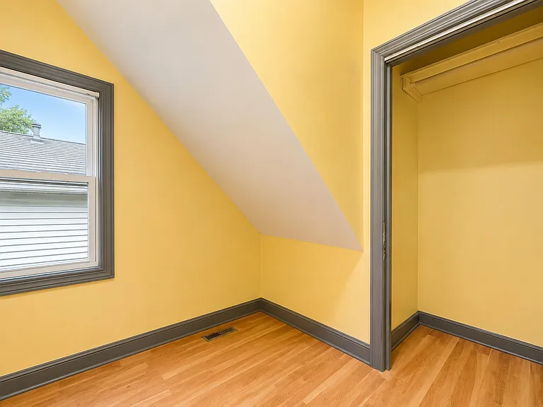 3213 S Green St #1 — Photo 9