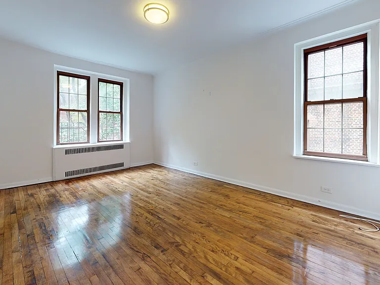 150 Remsen St #12 — Photo 4