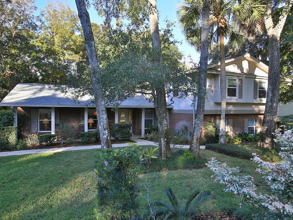 1st image of 136 River Bluff Dr