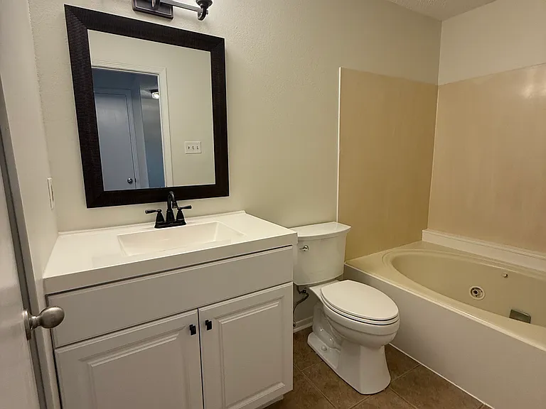 5212 Butter Creek Ln #D-6 — Photo 7