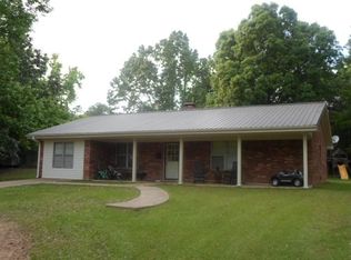785 E Box Rd, Mathiston, MS 39752