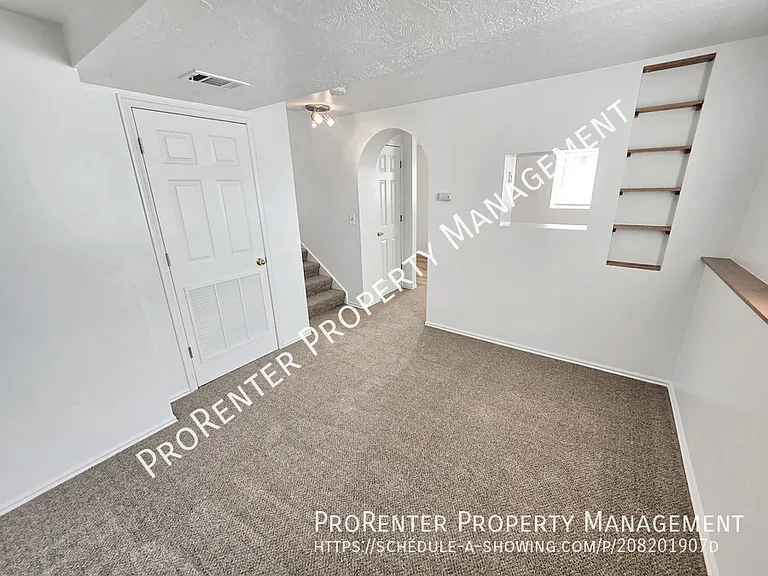 4409 S 900 W — Photo 22