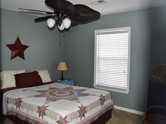 4th image of 118 Karlie Ct