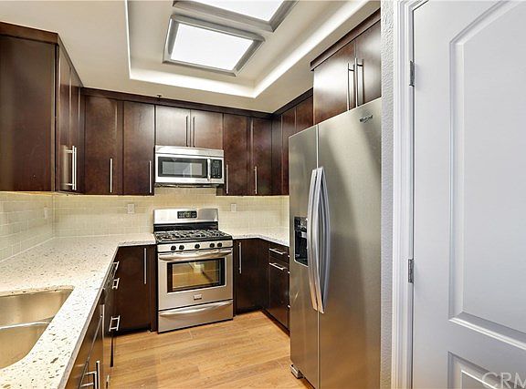 2nd image of 35 Linden Ave APT 504