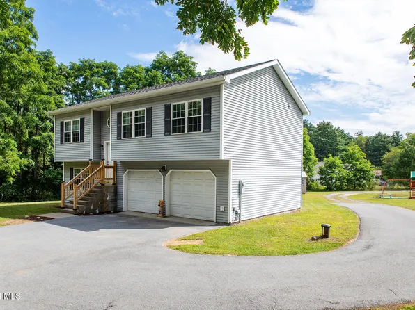 61 Locust Ridge Drive, Corinth, NY 12822