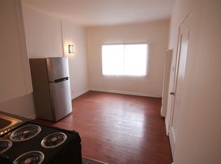 654 1/2 S Dunsmuir Ave #206, Los Angeles, CA 90036