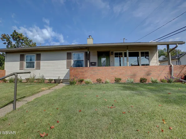 2445 Waldman Dr, Williamsport, PA 17701