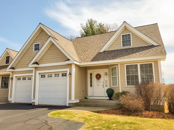 79 Carrington Ln, Uxbridge, MA 01569