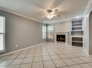 2205 Park Hill Dr, Fort Worth, TX 76110
