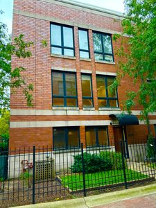 3150 N Lakewood Ave UNIT 1, Chicago, IL, 60657