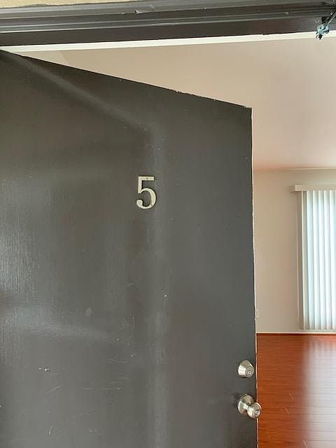 1st image of 416 Lincoln Ave #5