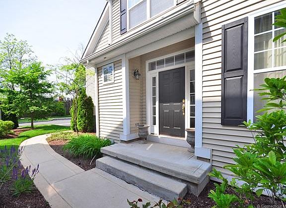 Entrance looking towards st...