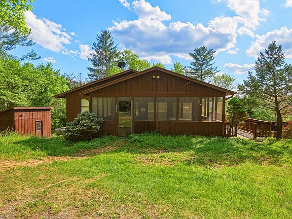 2nd image of 455 Woodside Dr