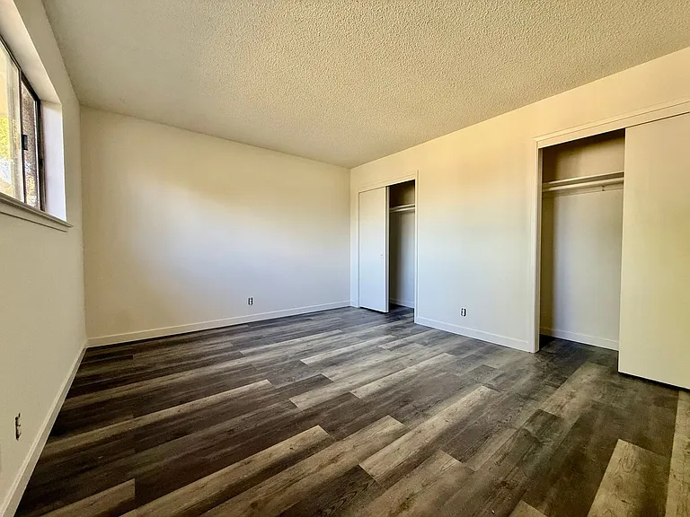 2660 Flores St — Photo 4