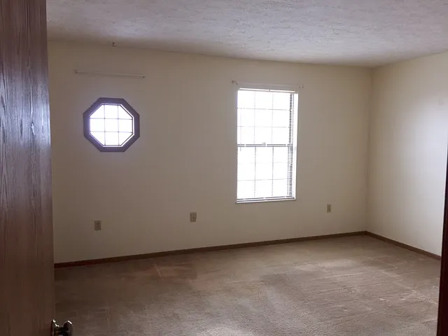 604 Sunset Cir — Photo 20
