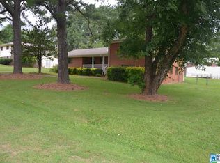 628 Cambridge Rd, Bessemer, AL 35023