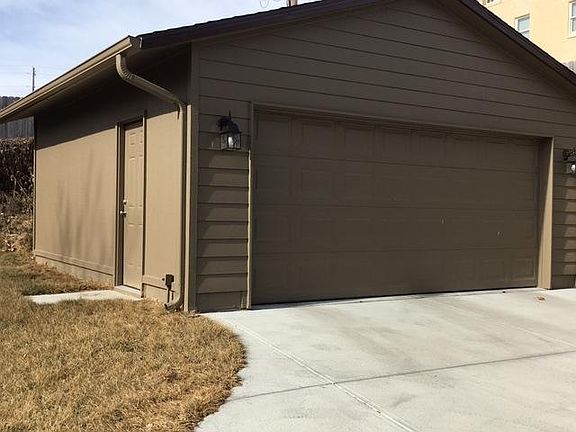 4th image of 140 N 37th St