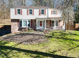 4120 Dundee Dr, Murrysville, PA