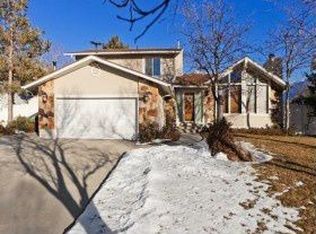 8951 S Manchester Ln, Sandy, UT 84093