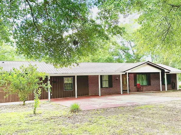 2911 Simmons Ln, Ponce De Leon, FL 32455
