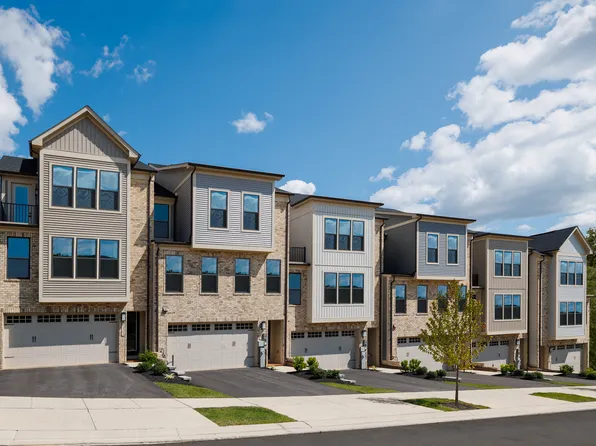 249 Hickory Hollow Ct, Cockeysville, MD 21030